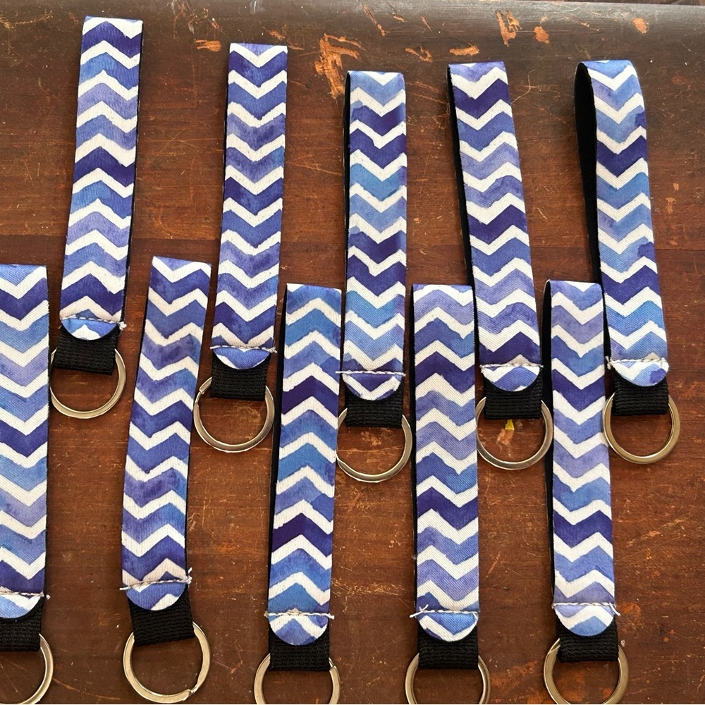 Chevron Pattern Key Holder